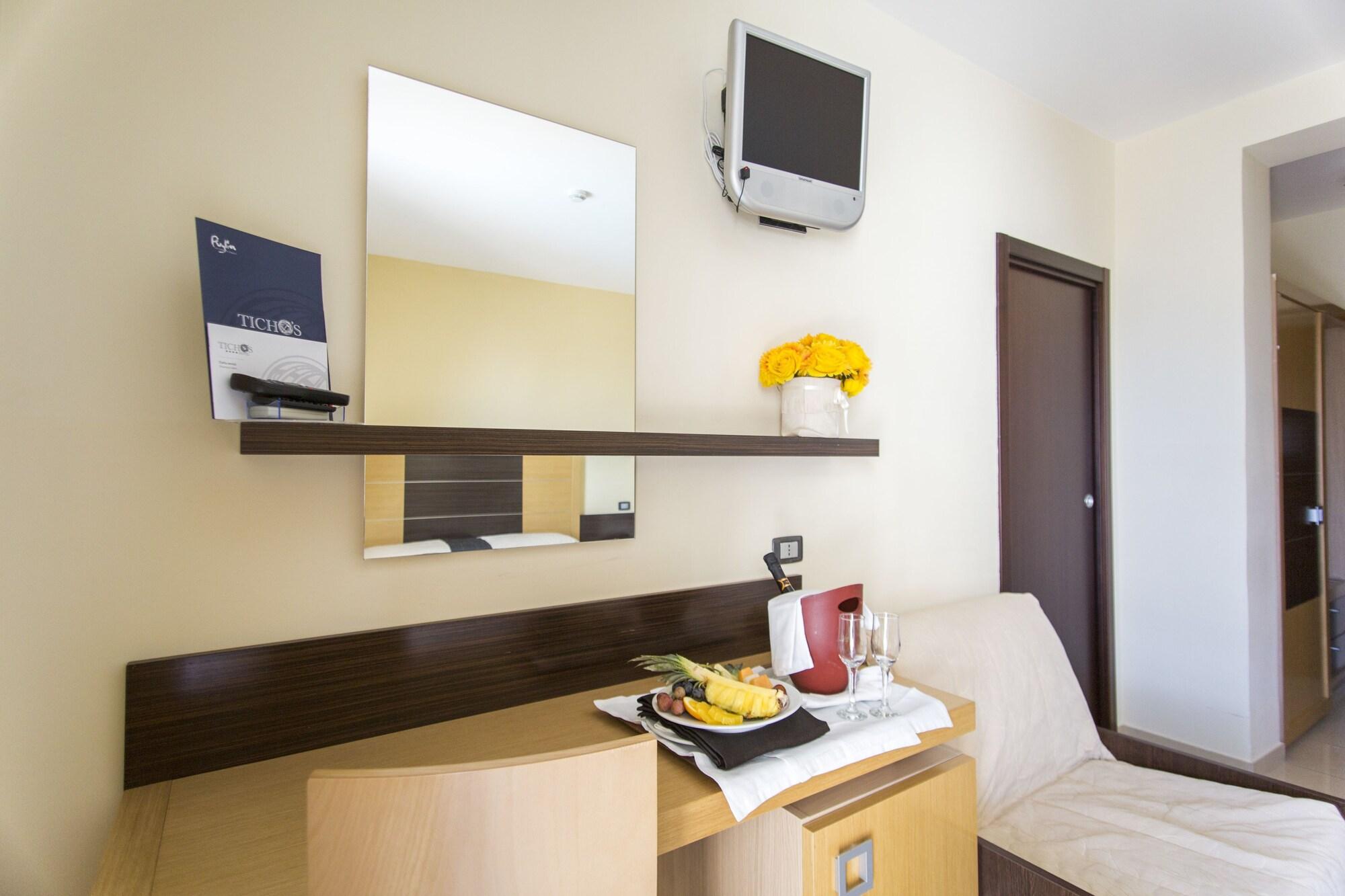 Ticho'S Greenblu Hotel Castellaneta Marina Kültér fotó
