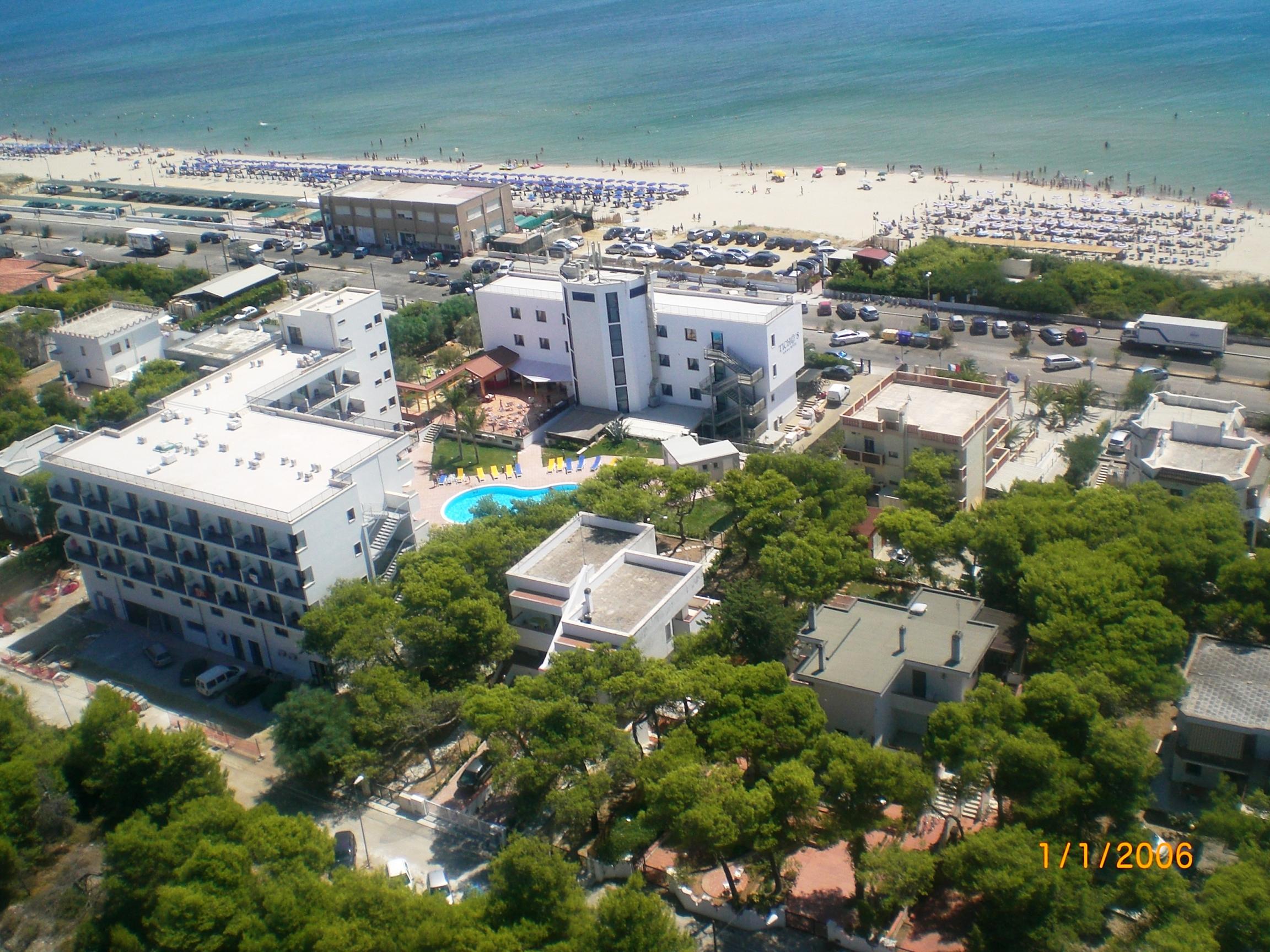 Ticho'S Greenblu Hotel Castellaneta Marina Kültér fotó