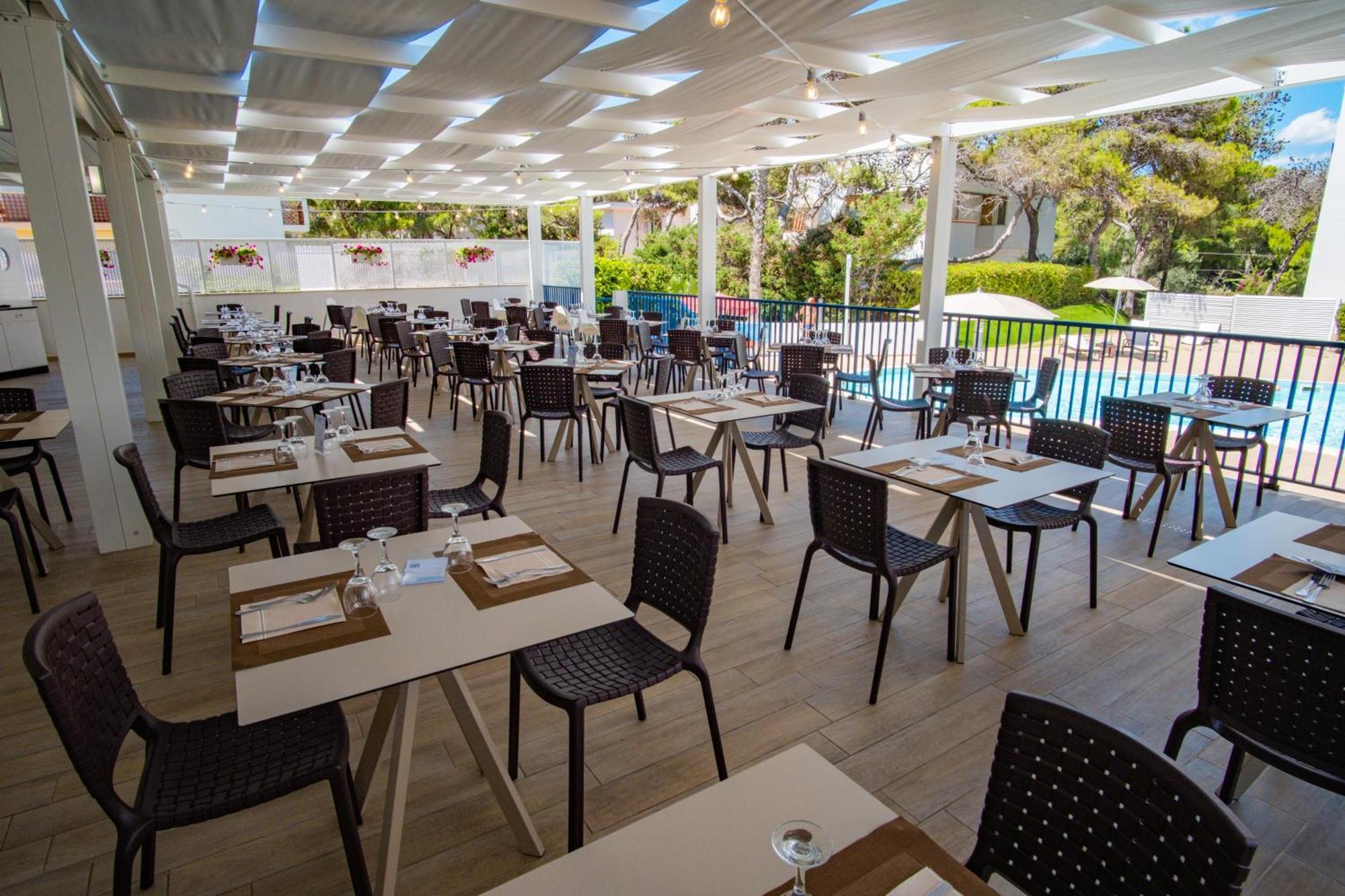 Ticho'S Greenblu Hotel Castellaneta Marina Kültér fotó