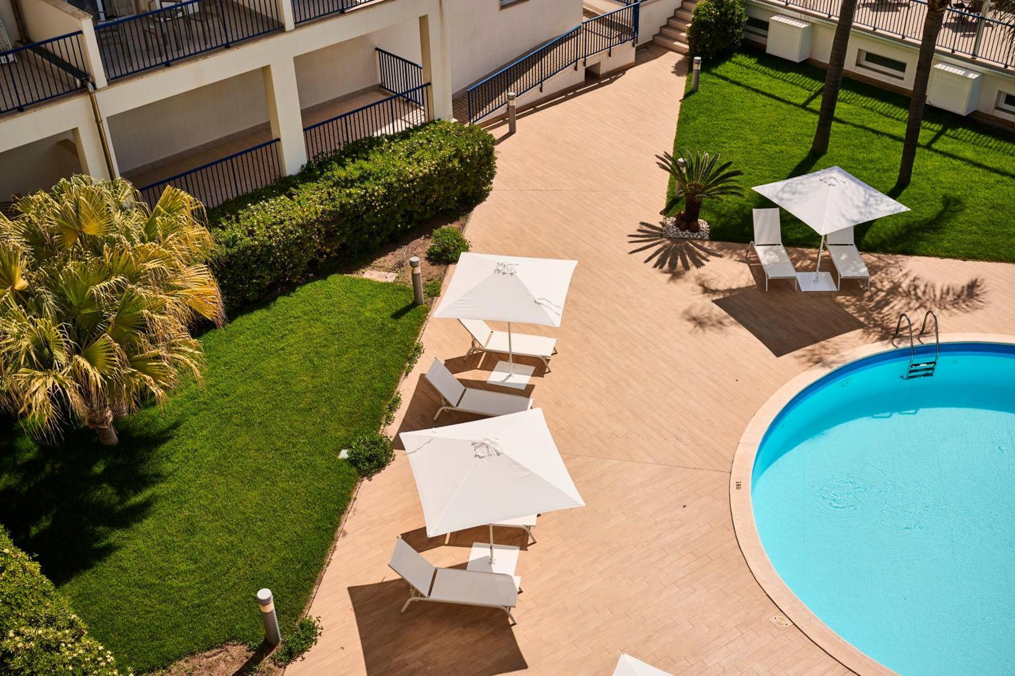 Ticho'S Greenblu Hotel Castellaneta Marina Kültér fotó